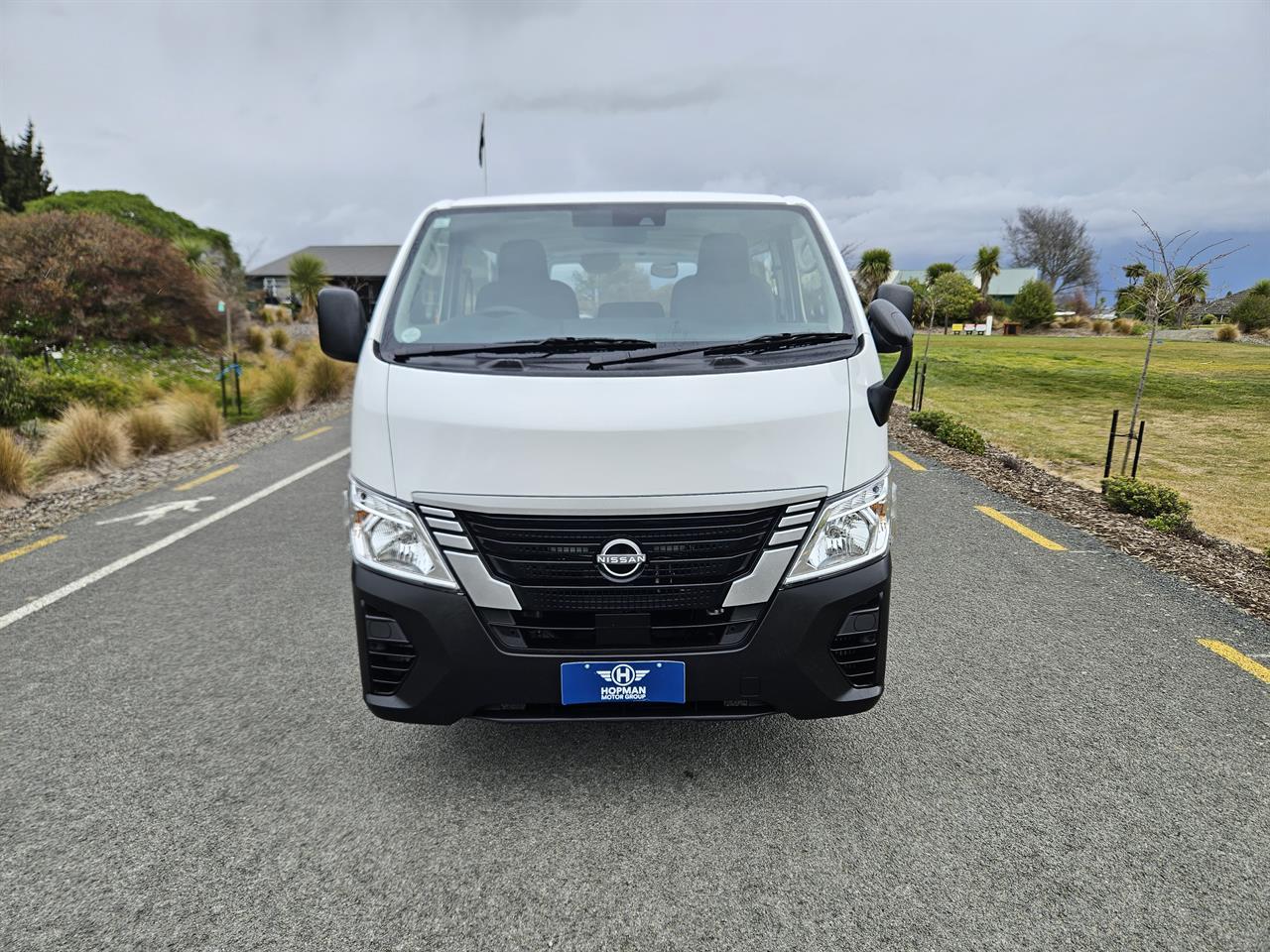 2022 Nissan NV350 Caravan On Handshake