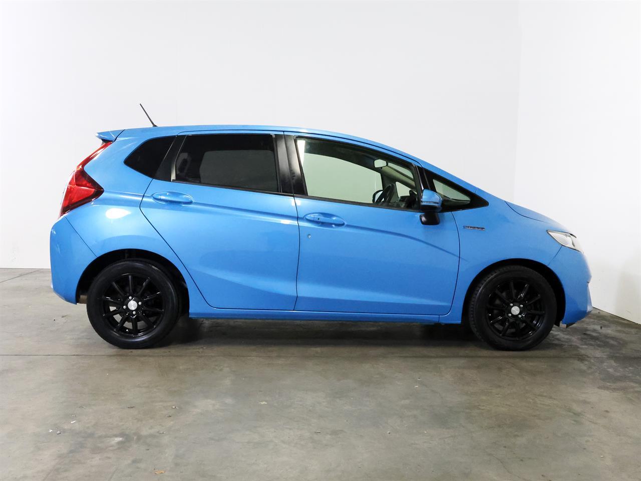 image-9, 2013 Honda Fit 1.5lt Hybrid L-Package at Christchurch