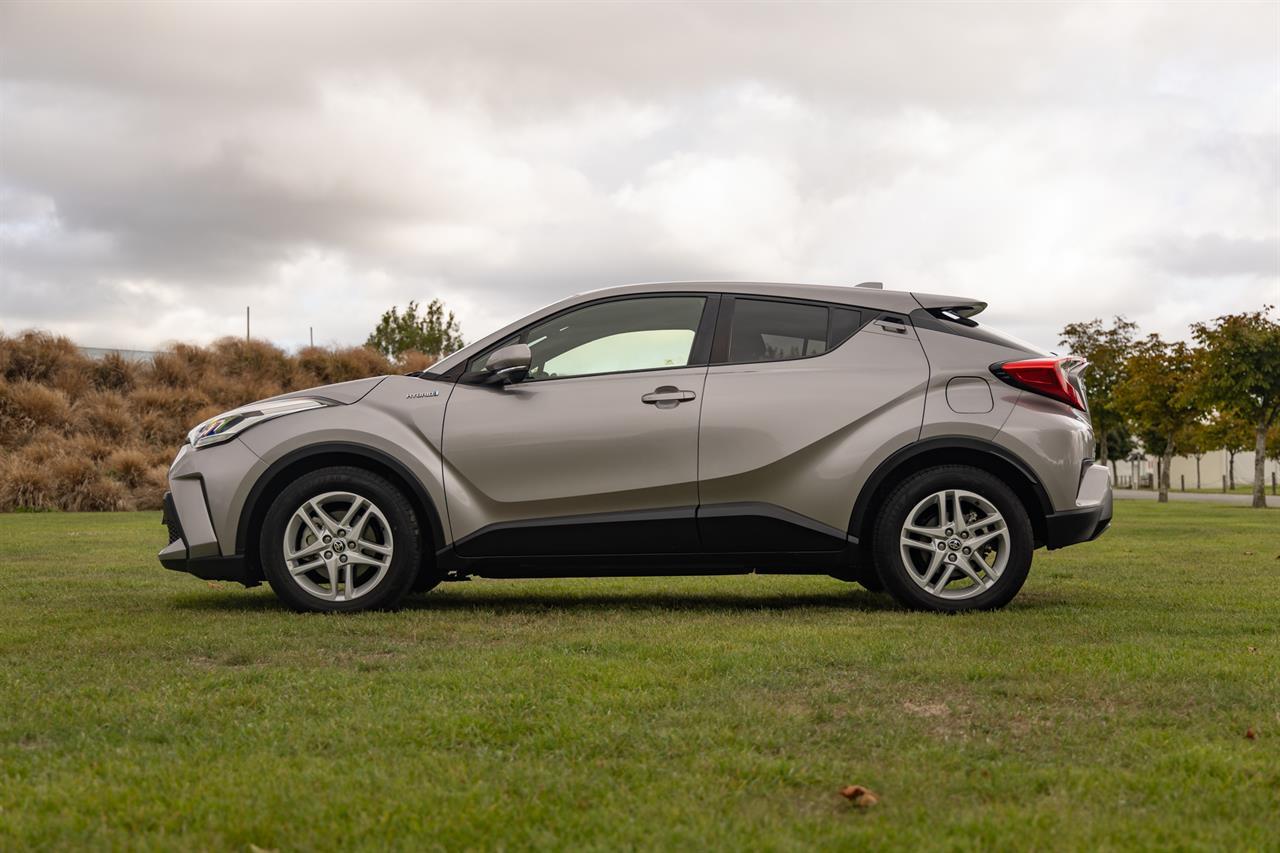 image-7, 2020 Toyota C-HR (CHR) Hybrid S at Christchurch