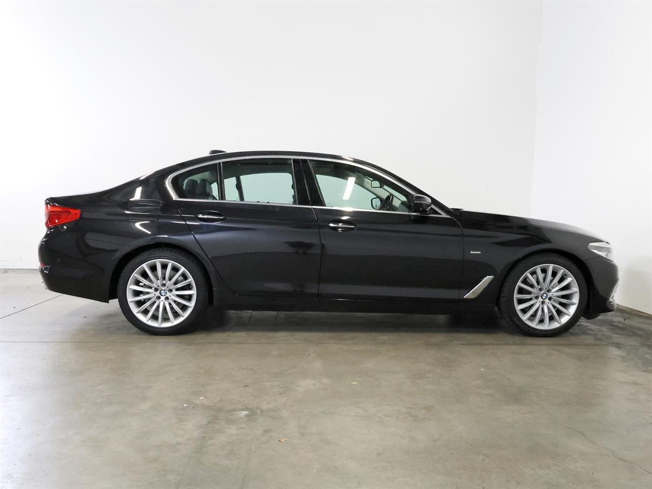 image-9, 2017 BMW 540i Luxury at Christchurch