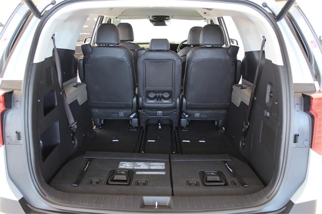 image-18, 2025 Kia Carnival PREMIUM 2.2L DIESEL 8 SEATER at Christchurch