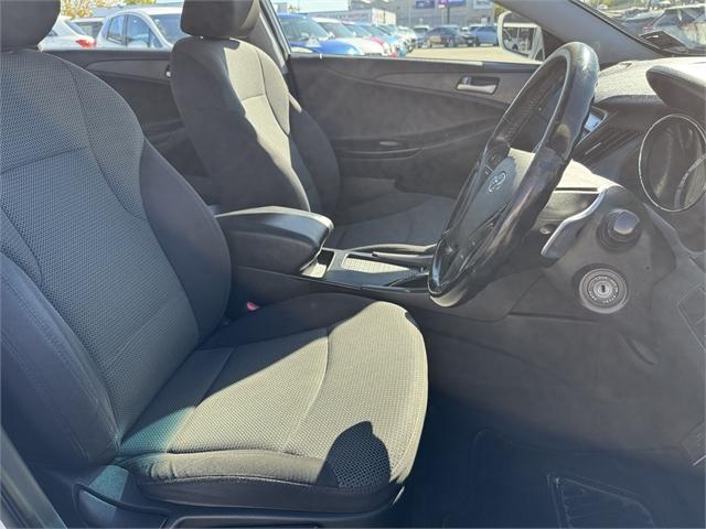 image-4, 2013 Hyundai i45 2.0 A6 at Christchurch