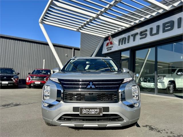 image-1, 2025 Mitsubishi Outlander PHEV at Christchurch