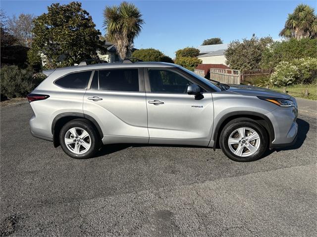 image-2, 2024 Toyota Highlander GXL 2.5P HEV ECVT AWD SUV/5 at Waimakariri