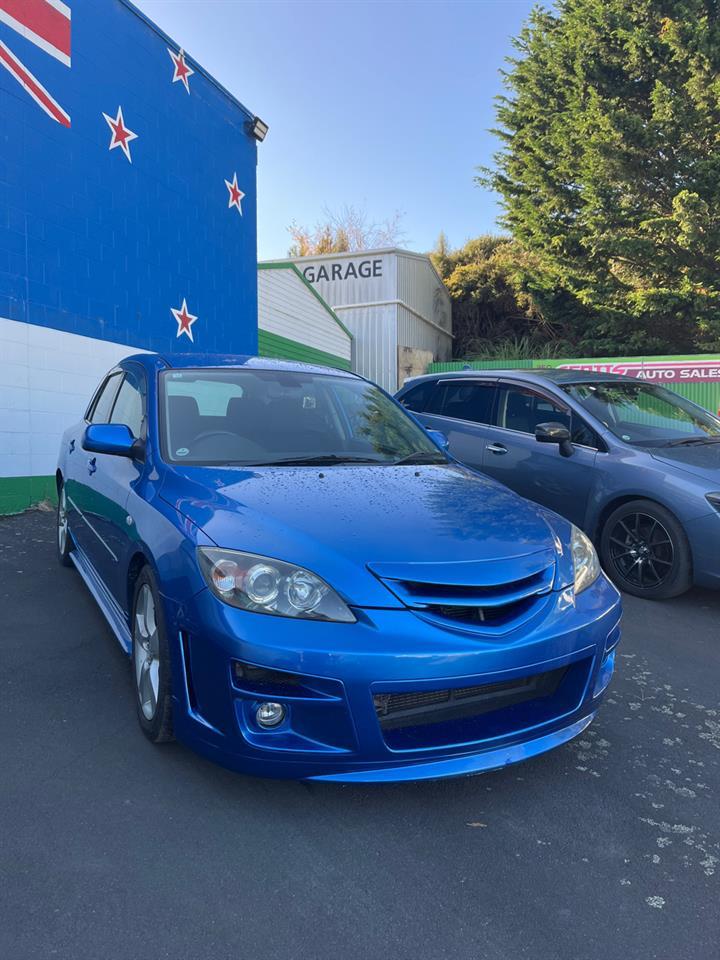 image-1, 2004 Mazda Axela SPORT at Dunedin