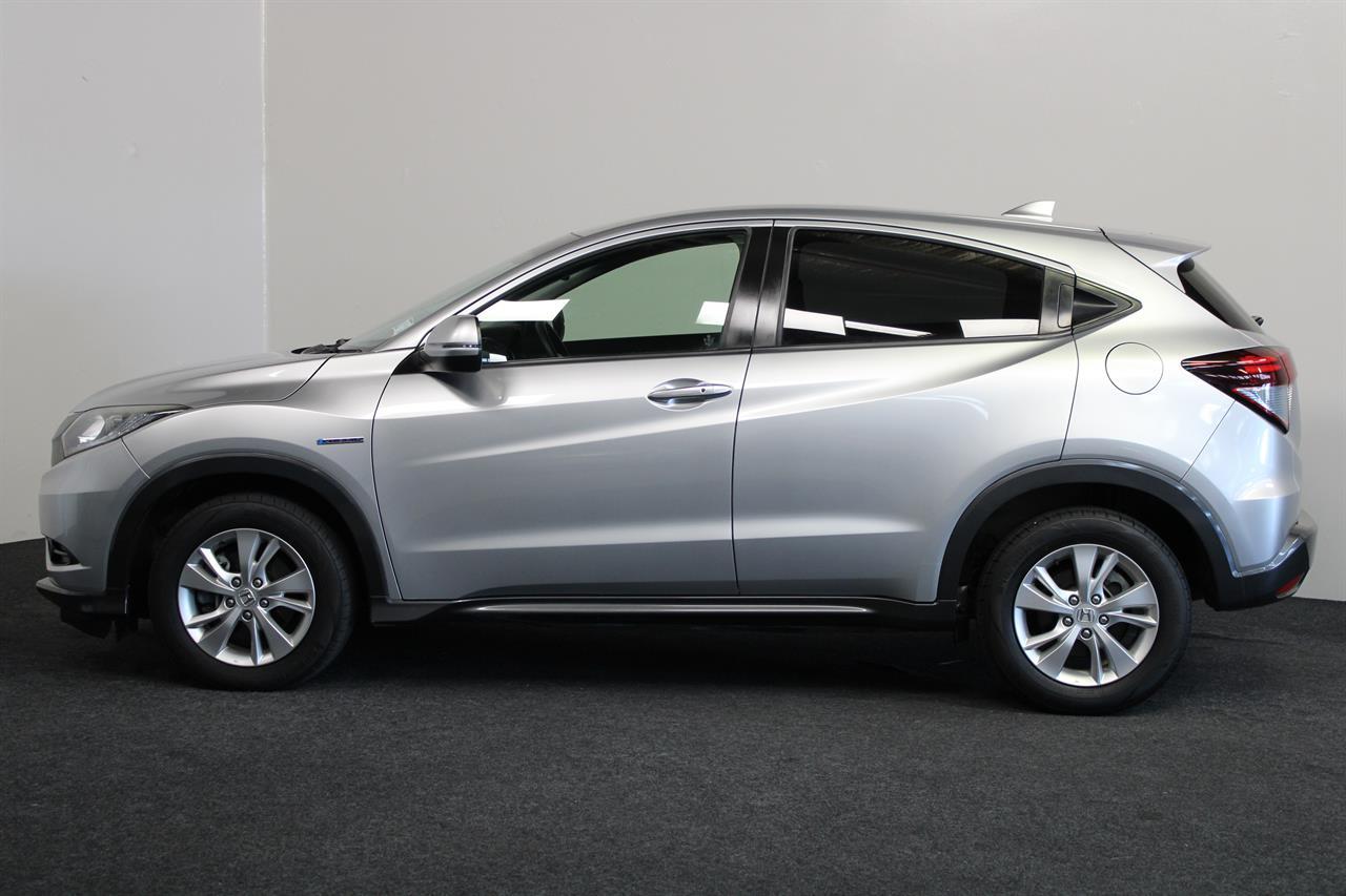 Honda vezel hybrid 2014