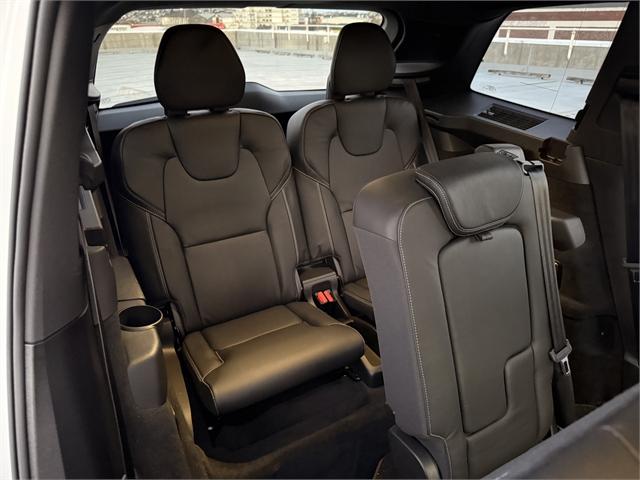 image-17, 2023 Volvo XC90 T8 Ultimate Recharge at Dunedin