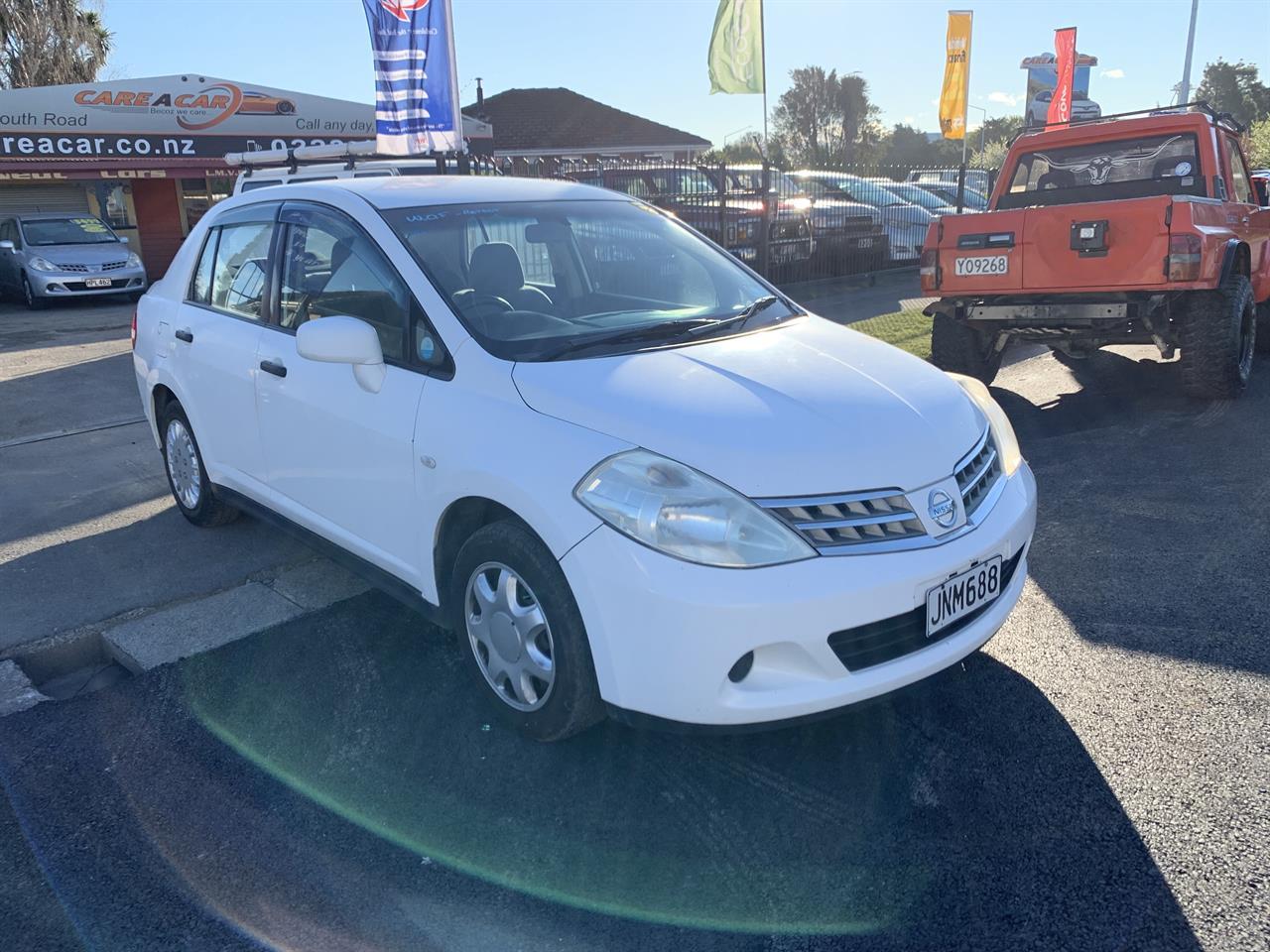 Nissan tiida latio 2010