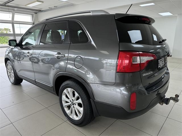 image-4, 2015 Kia Sorento 2.2 Diesel Auto Ex at Timaru