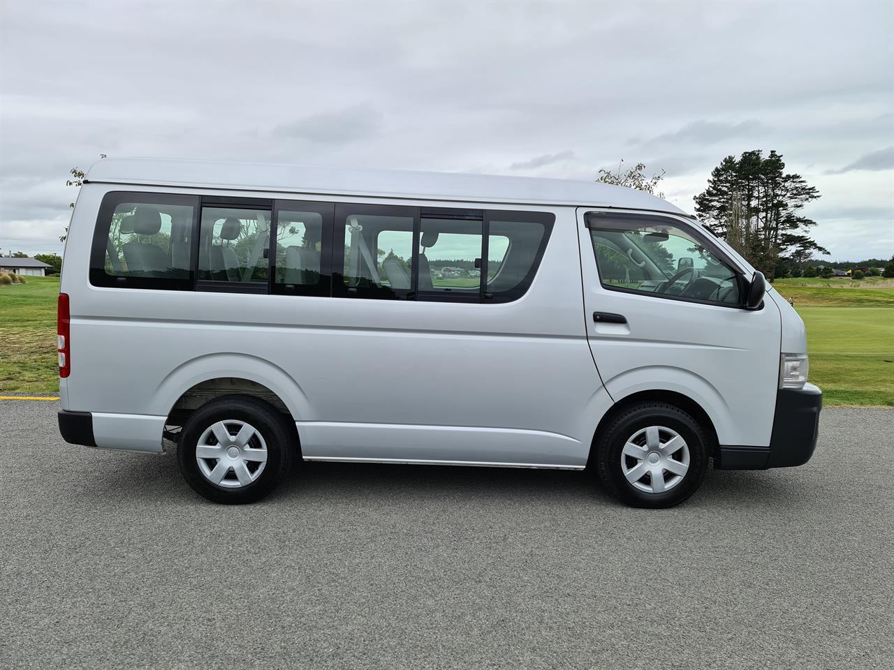 Toyota hiace 2006