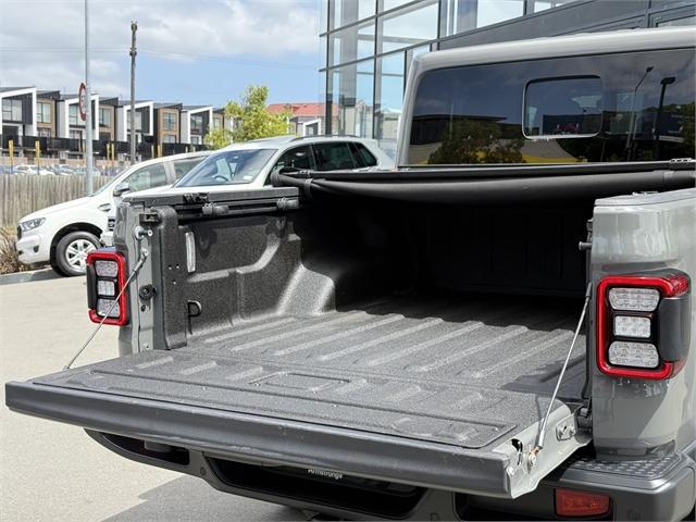 image-11, 2020 Jeep Gladiator NZ NEW Overland 3.6P/4Wd at Christchurch