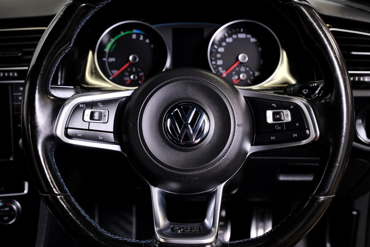 image-11, 2015 Volkswagen Golf GTE PHEV 'Plug in Hybrid' at Christchurch