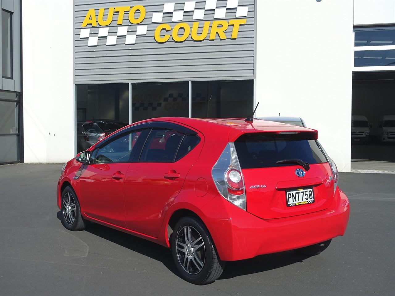 image-1, 2013 Toyota Aqua G Hybrid at Dunedin