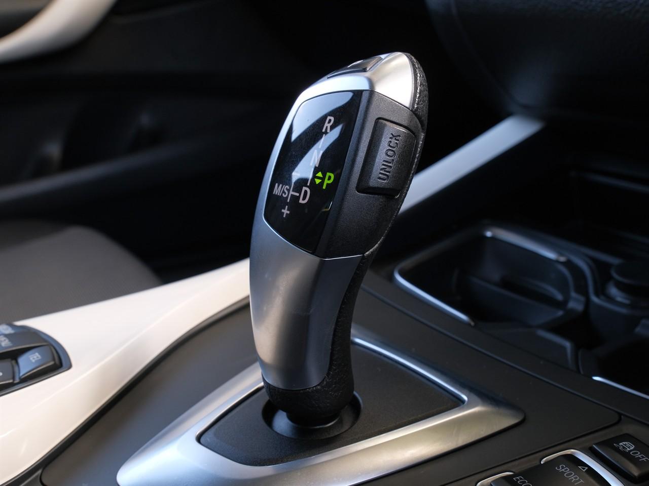 image-12, 2012 BMW 120i 1.6lt Turbo 'Style' at Christchurch