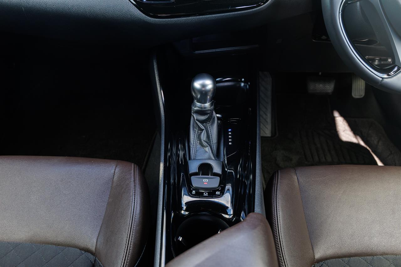 image-17, 2016 Toyota C-HR (CHR) Hybrid G at Christchurch