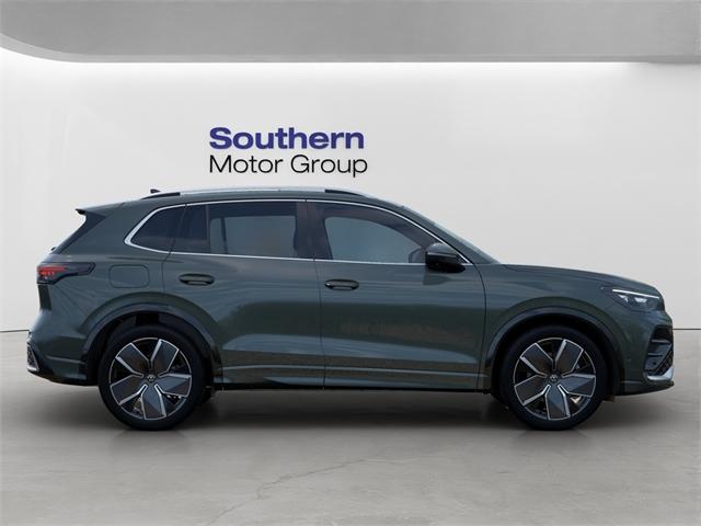 image-5, 2026 Volkswagen Tiguan R-Line AWD Touring Package at Dunedin