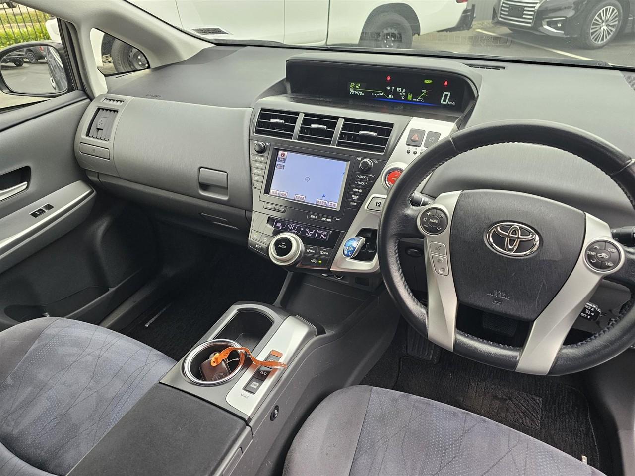 image-8, 2012 Toyota PRIUS Alpha at Waimakariri