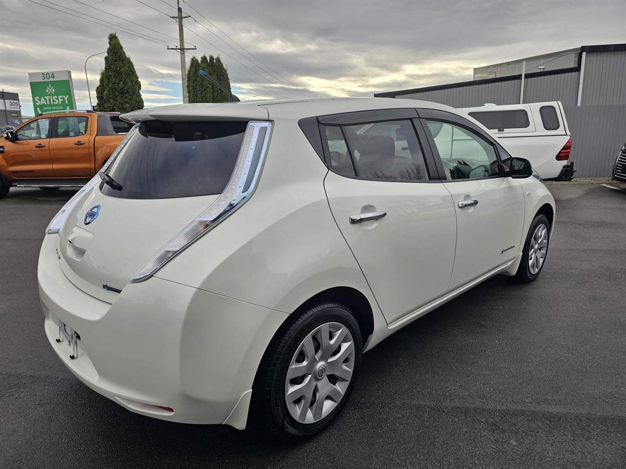 image-2, 2015 Nissan Leaf X 24KWH at Waimakariri