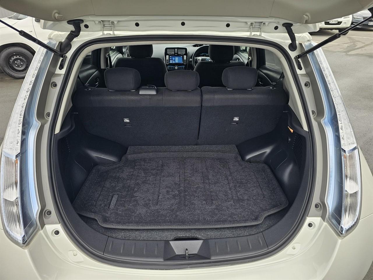 image-4, 2015 Nissan Leaf X 24KWH at Waimakariri