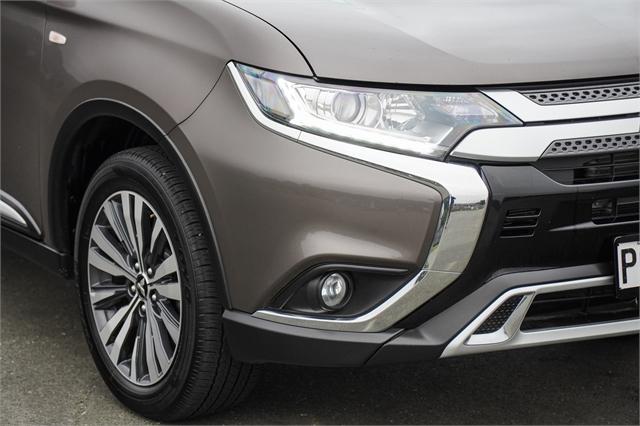 image-3, 2022 Mitsubishi Outlander LS 2.4 4x4 auto at Dunedin