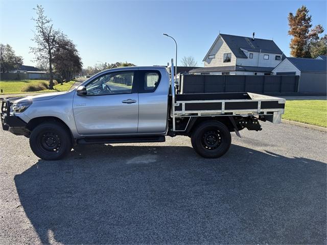 image-6, 2025 Toyota Hilux Sr Td Ec/Cc 2.8Dt at Waimakariri