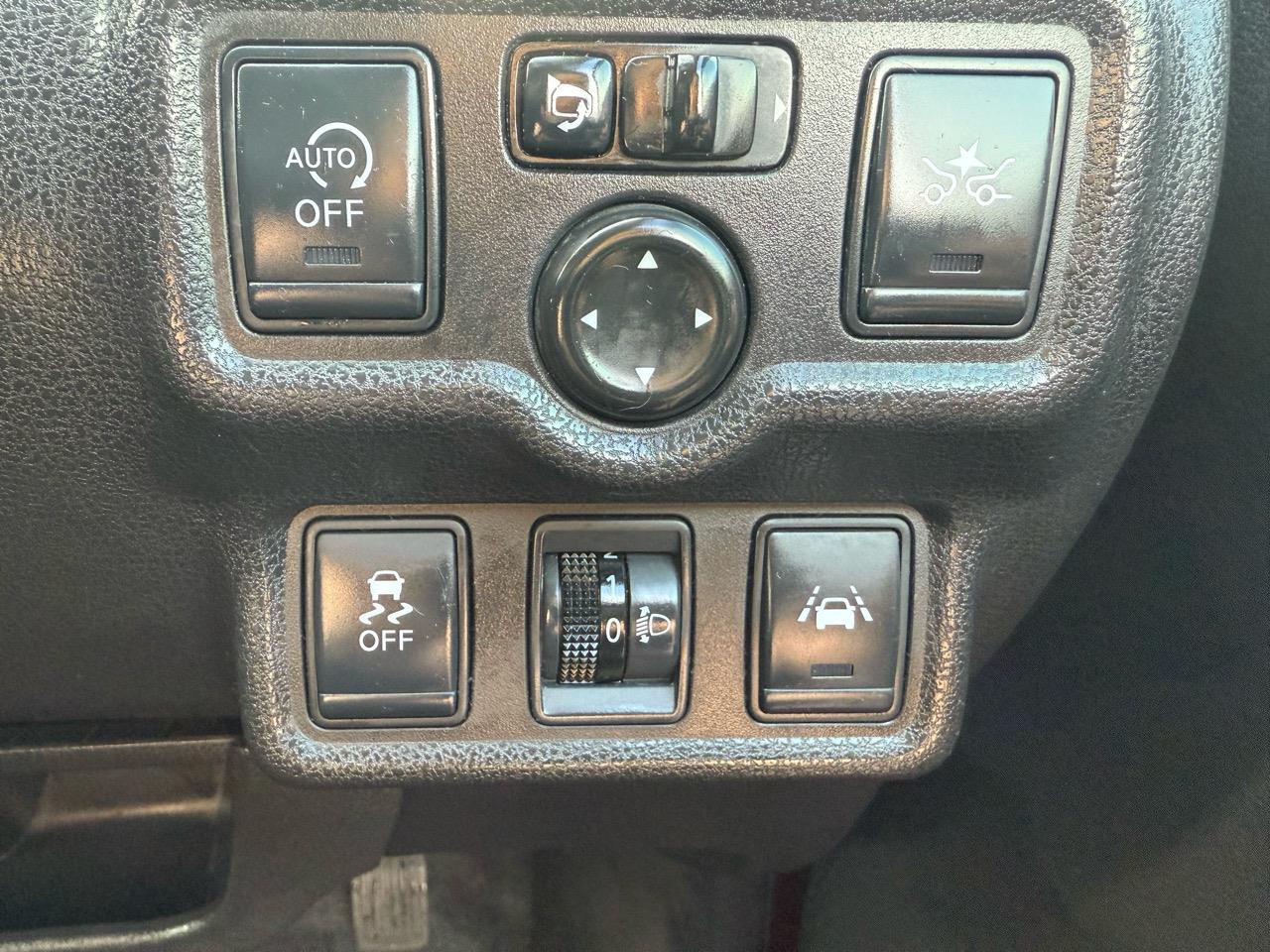 image-12, 2014 Nissan Note at Christchurch