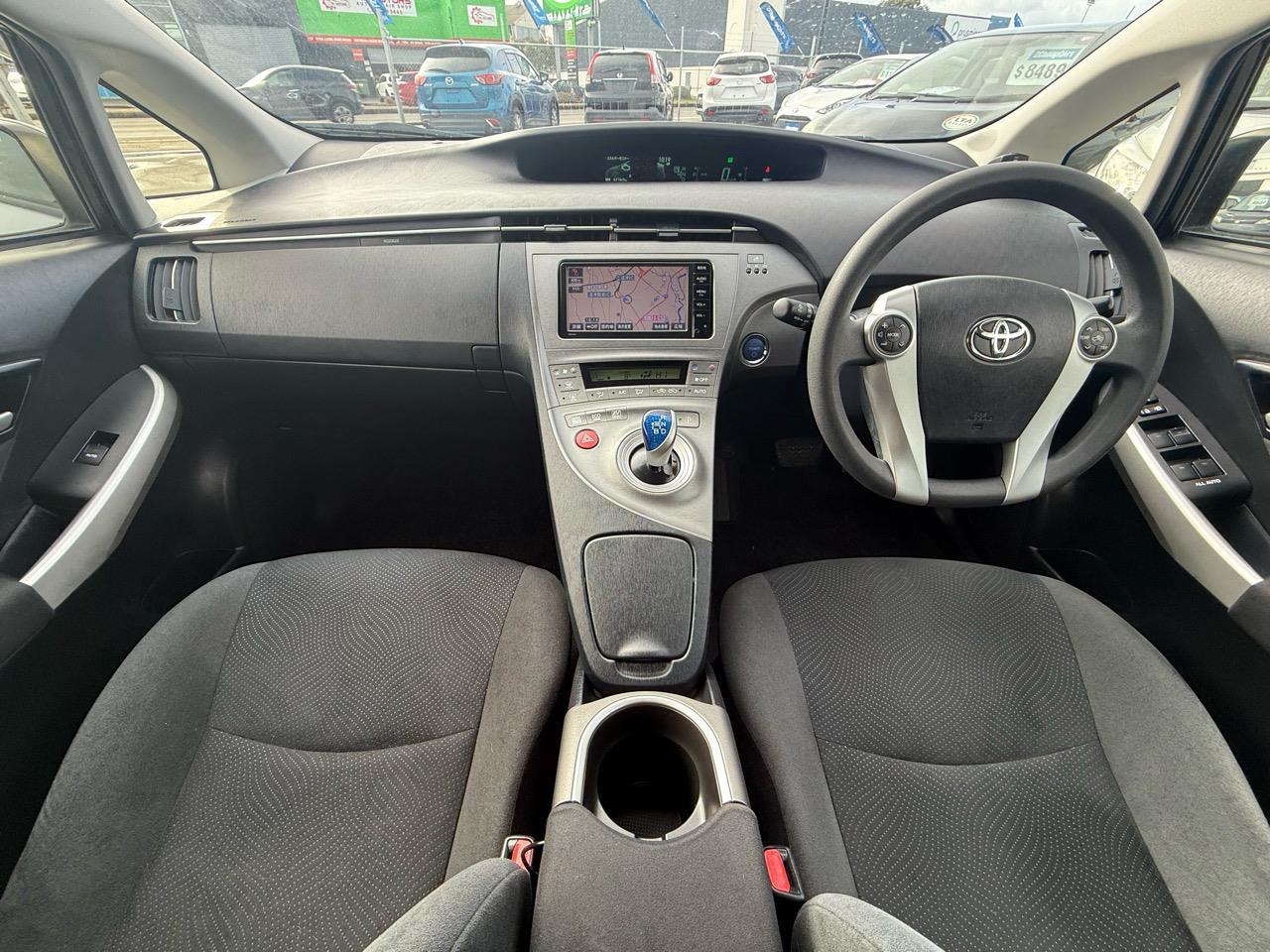 image-14, 2014 Toyota Prius Hybrid at Christchurch