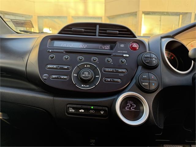 image-7, 2008 Honda Fit at Dunedin