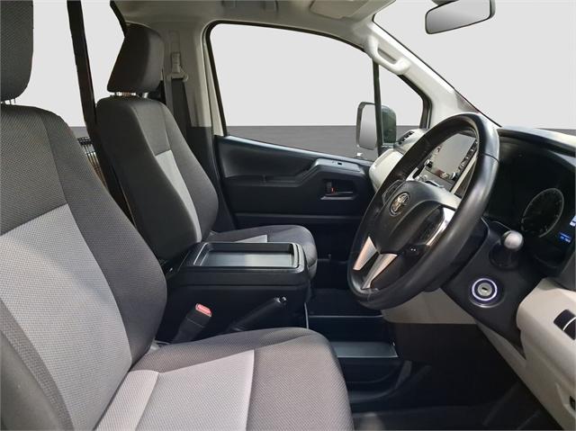 image-14, 2022 Toyota Hiace ZR at Dunedin