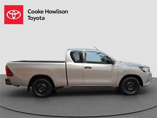 image-6, 2017 Toyota Hilux S 2WD Extra Cab at Dunedin