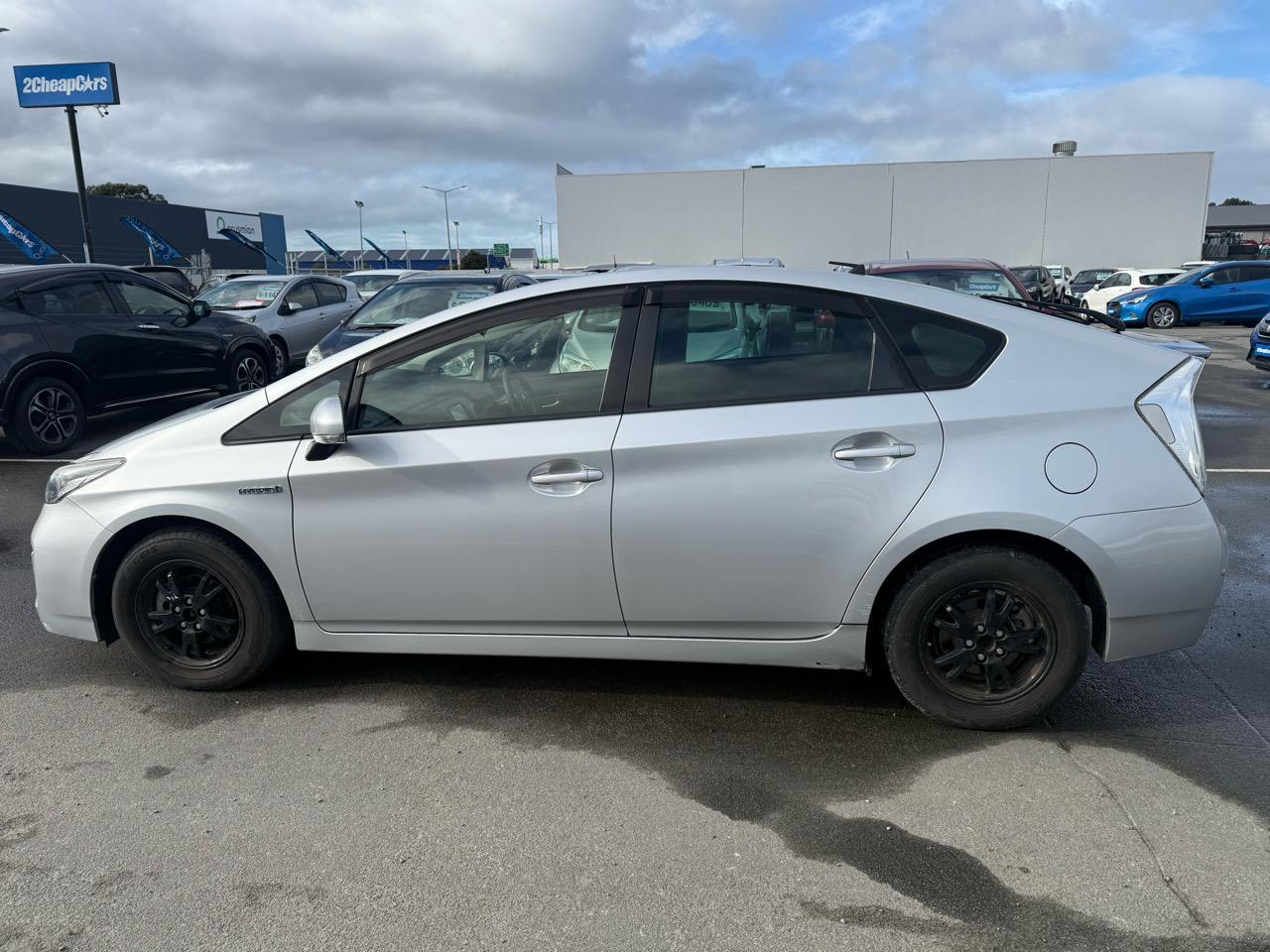 image-8, 2014 Toyota Prius Hybrid at Christchurch