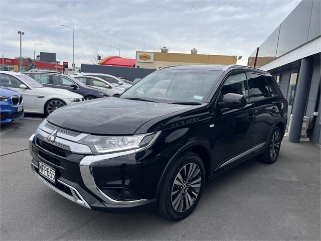 image-2, 2019 Mitsubishi Outlander LS 2.4P at Christchurch