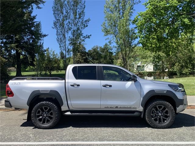 2022 Toyota Hilux Sr5 Cruiser Dc 28td Auto Ute On Handshake 8305