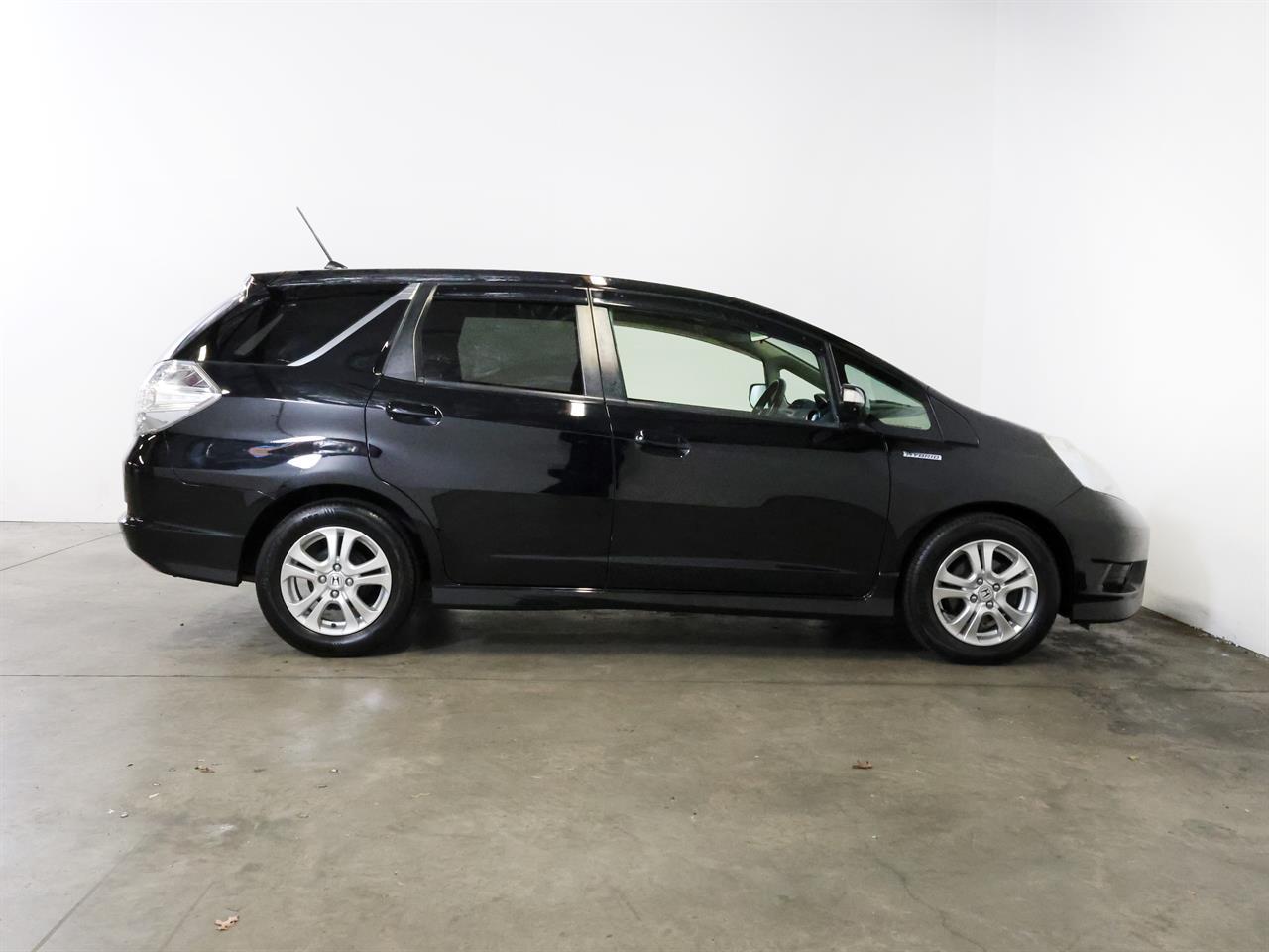 image-9, 2012 Honda Fit Shuttle 'Hybrid' at Christchurch