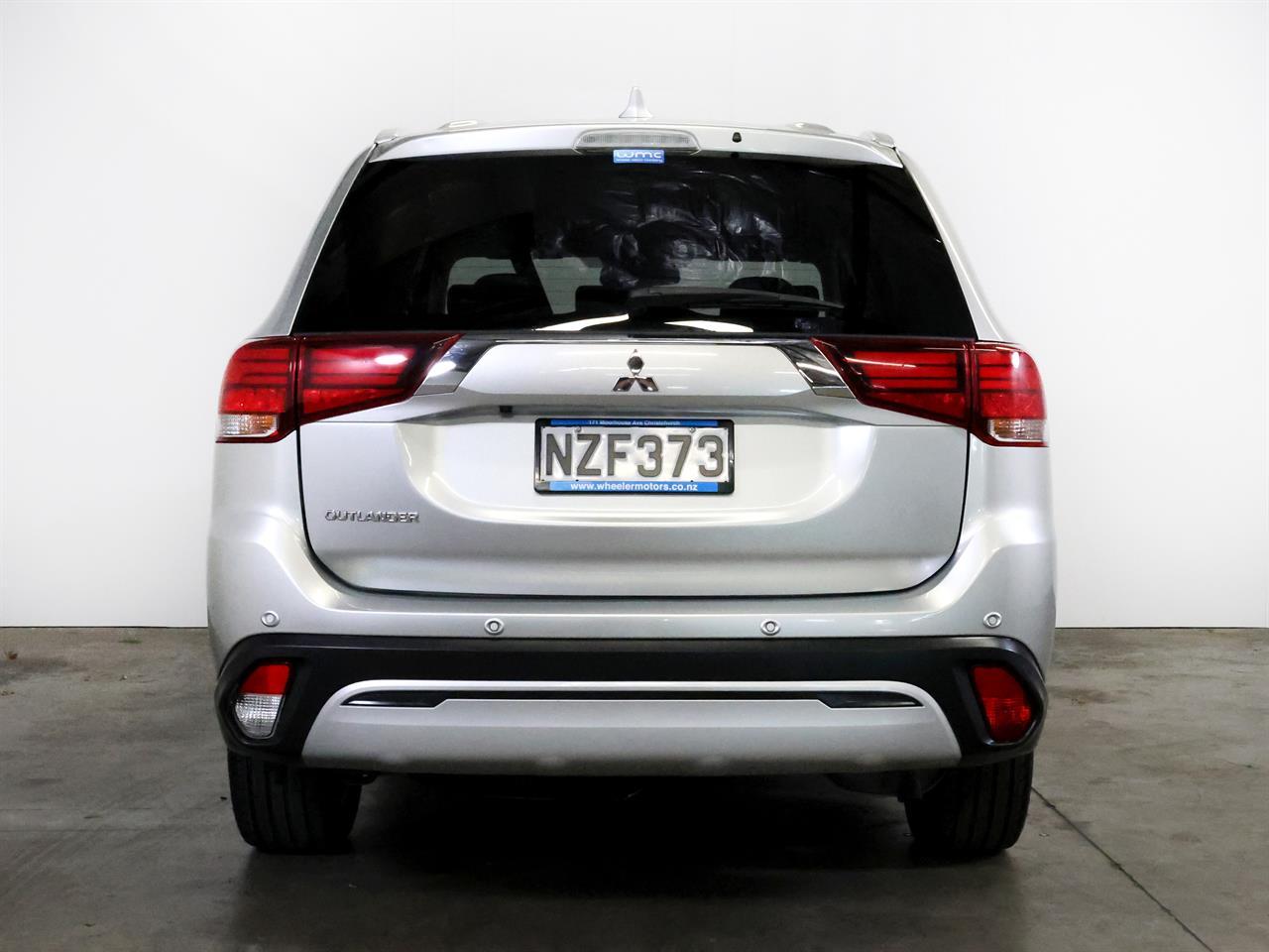 image-6, 2021 Mitsubishi Outlander LS 'NZ New' 7-Seater at Christchurch