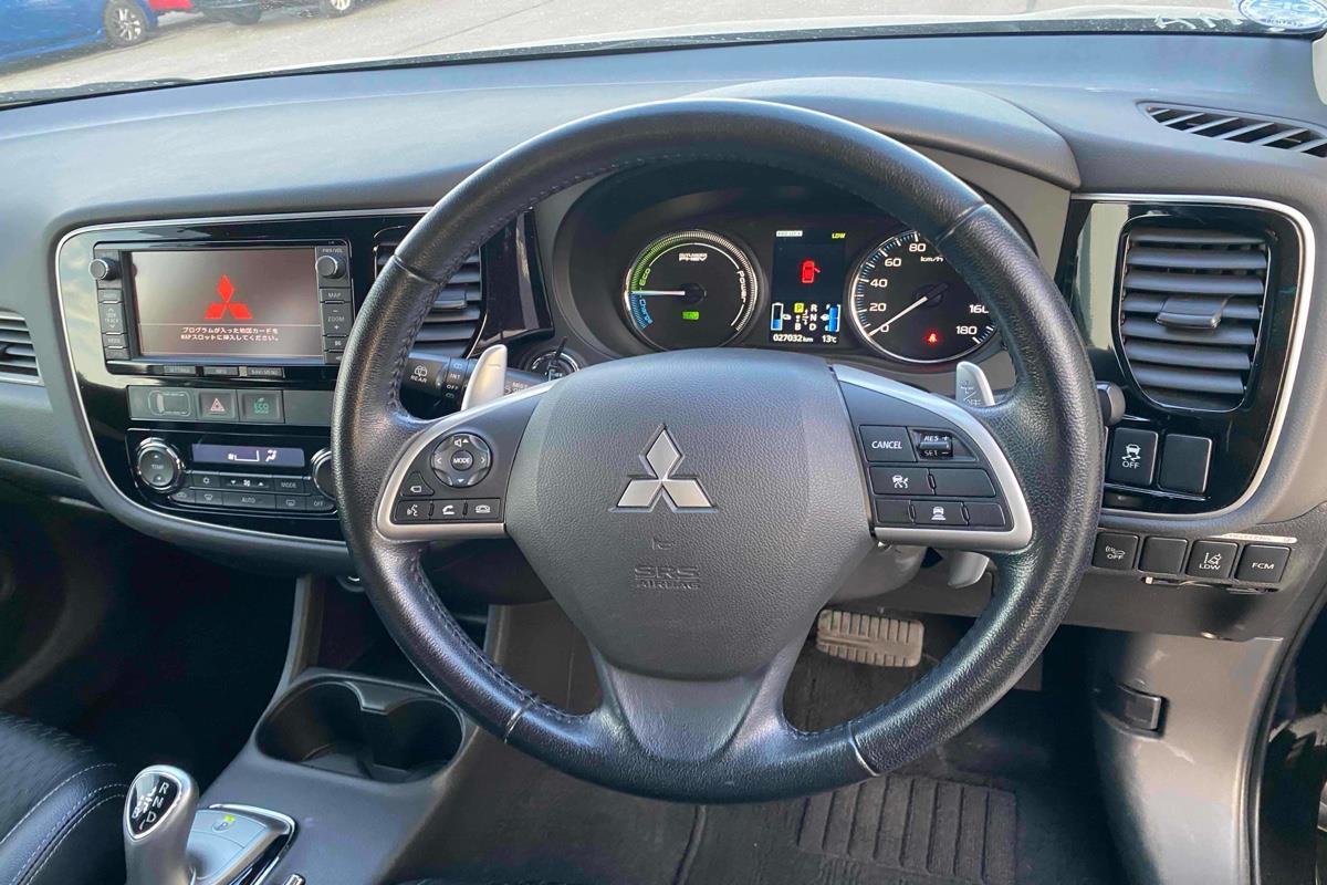 image-5, 2014 Mitsubishi Outlander PHEV G NAVI PACKAGE at Christchurch