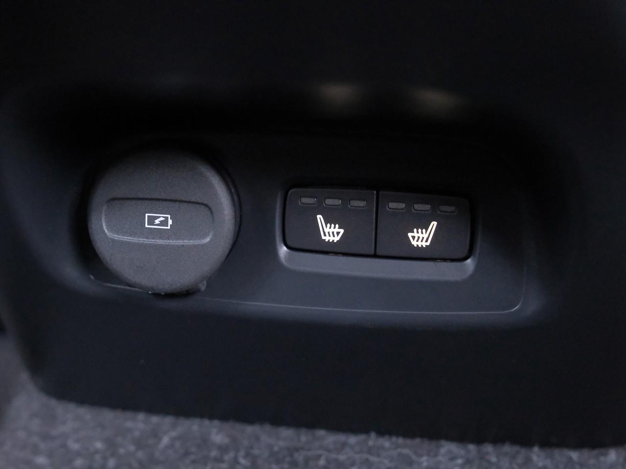 image-16, 2019 Volvo XC40 T4 AWD R-Design at Christchurch