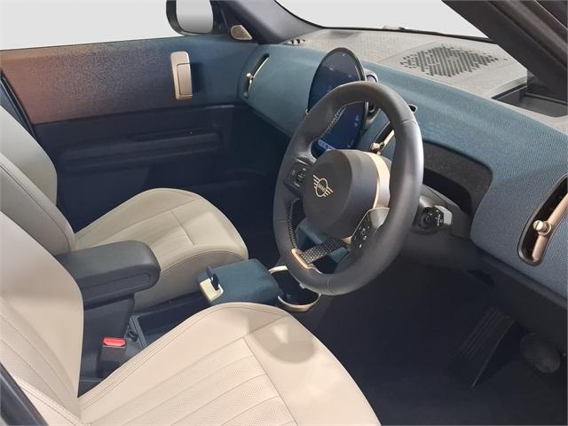 image-12, 2024 MINI Countryman S ALL4 Favoured at Dunedin