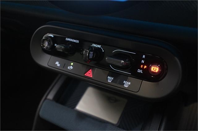 image-11, 2024 MINI Countryman 12GA C Favoured at Christchurch