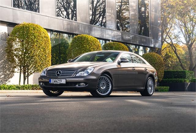 image-0, 2005 MercedesBenz CLS 500 4 DOOR COUPE at Christchurch