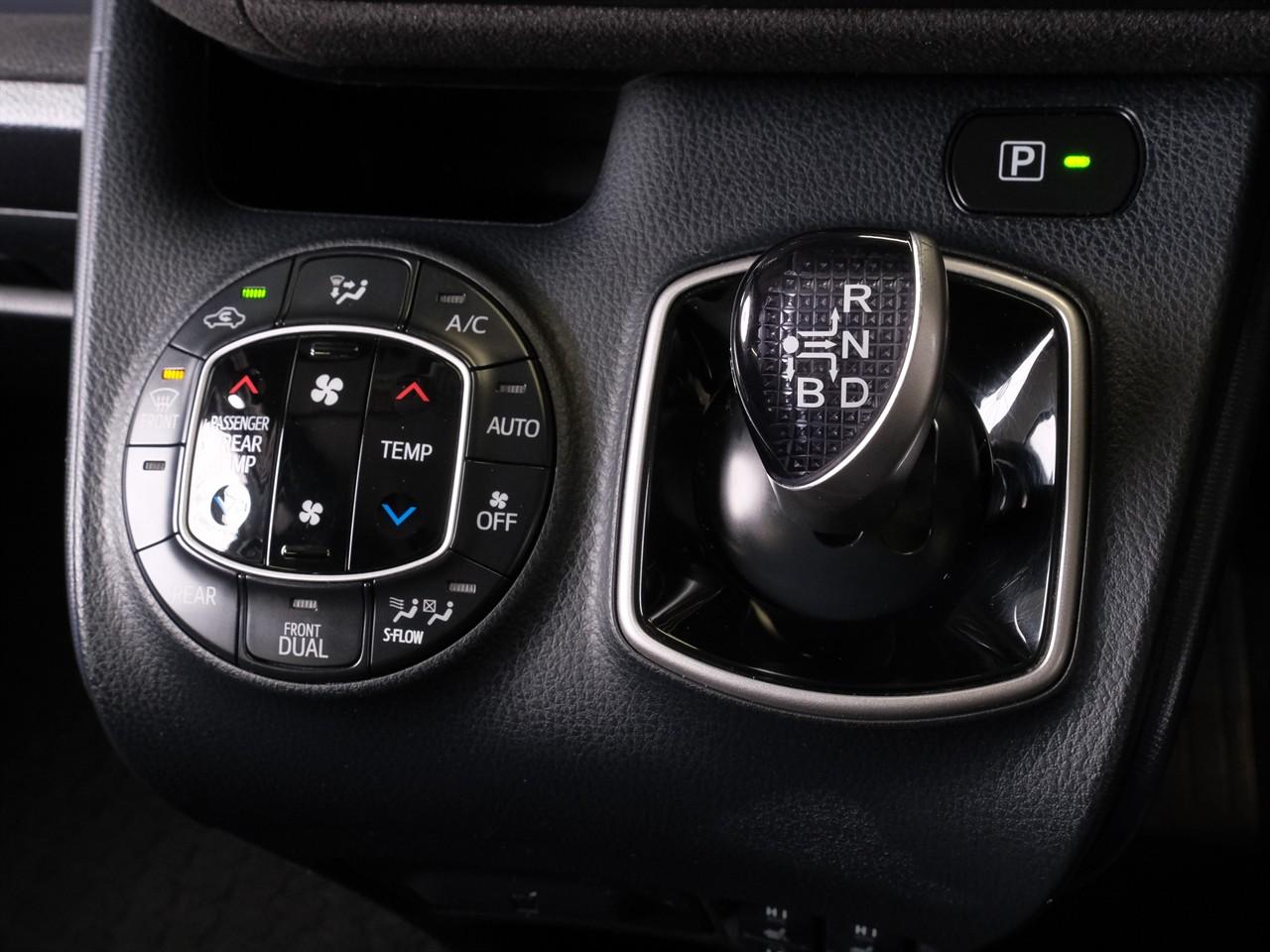 image-12, 2014 Toyota VOXY Hybrid 'V' 7-Seater at Christchurch