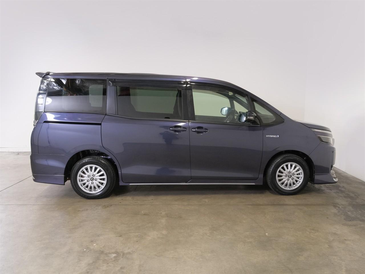 image-9, 2014 Toyota VOXY Hybrid 'V' 7-Seater at Christchurch