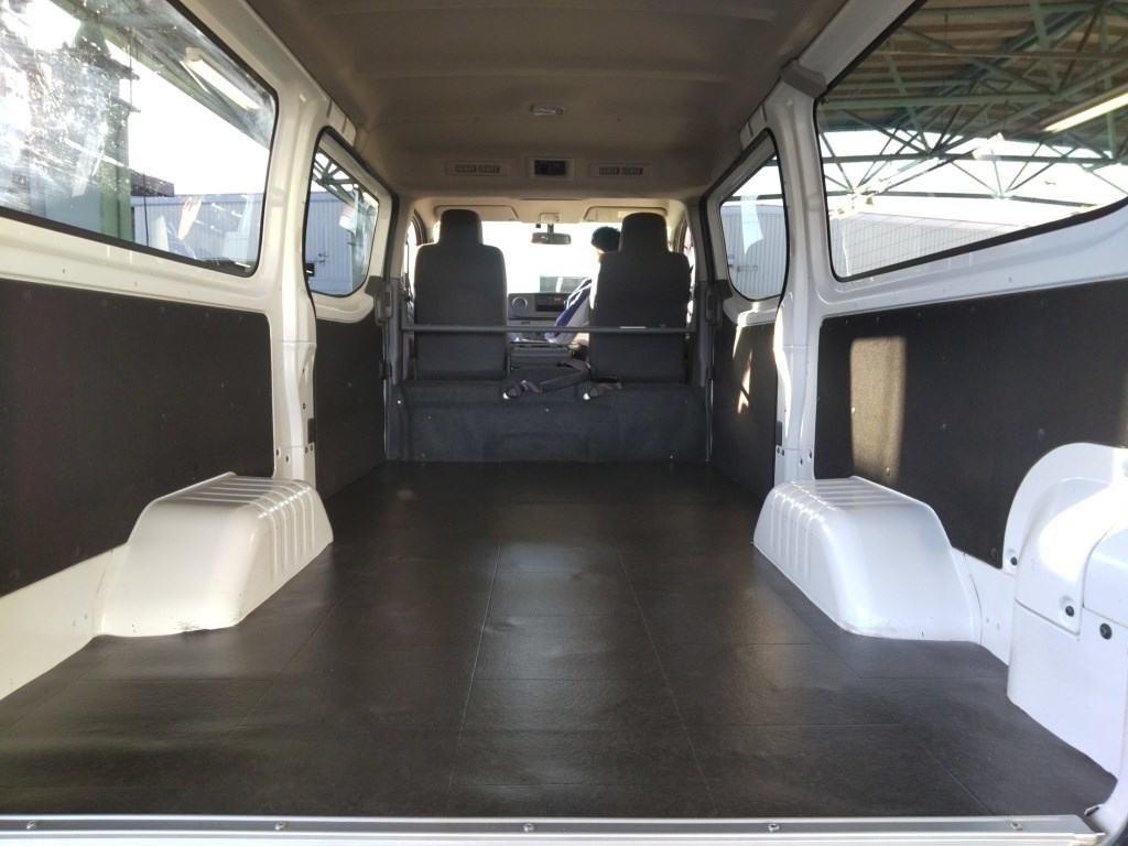 image-5, 2020 Nissan NV350 2.5 Turbo Diesel at Christchurch