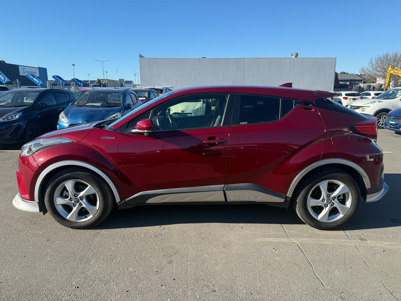 image-8, 2017 Toyota C-HR HYBRID S at Christchurch