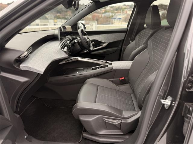 image-17, 2025 Peugeot 3008 Allure 1.2Pmht/6At at Dunedin