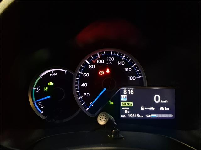 image-18, 2018 Toyota Vitz 1.5L Hybrid at Dunedin