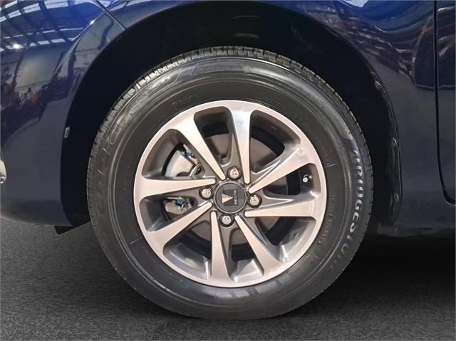 image-8, 2018 Toyota Vitz 1.5L Hybrid at Dunedin