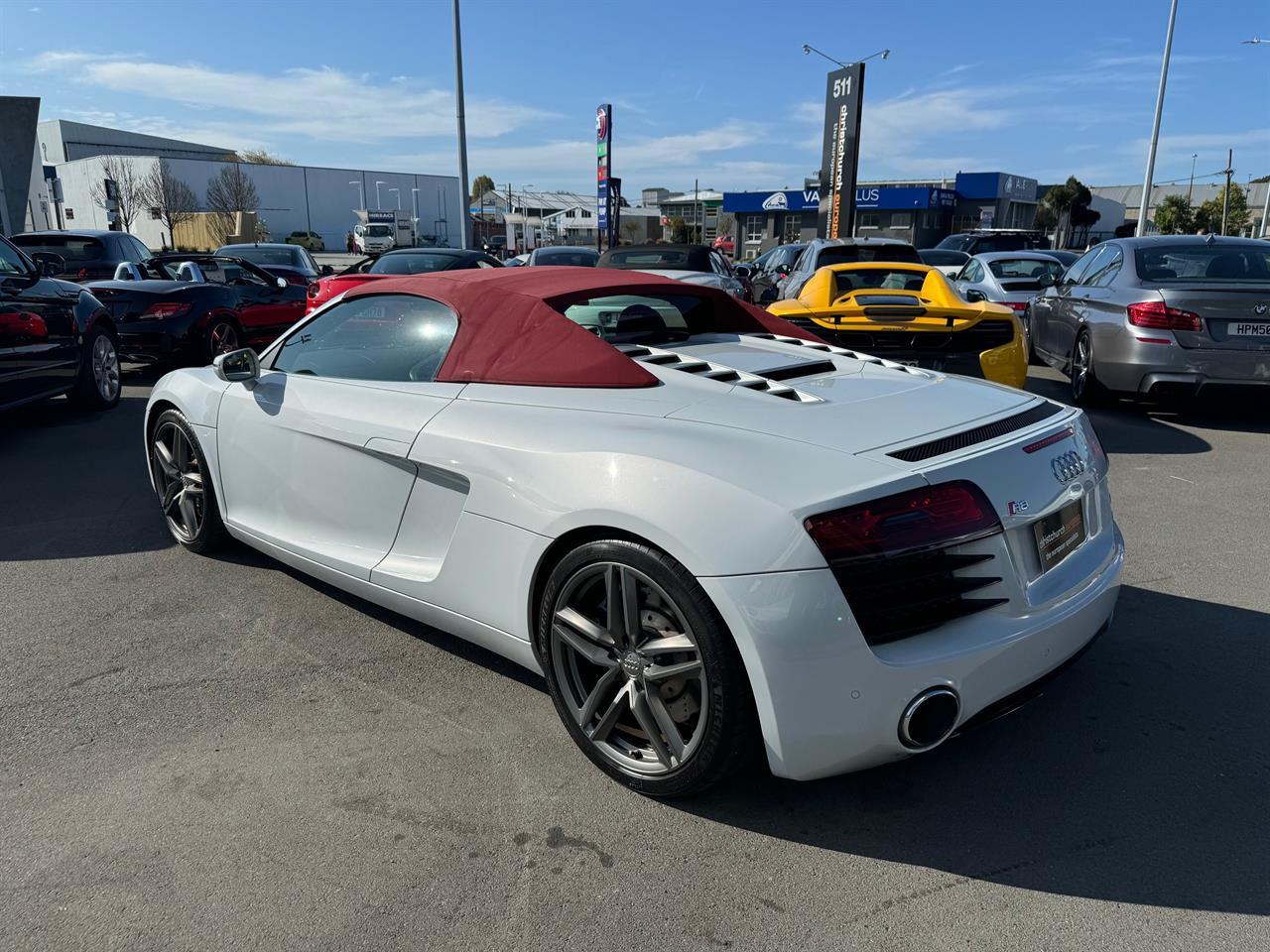 image-11, 2014 Audi R8 4.2 V8 FSI Spyder S-Tronic Quattro at Christchurch