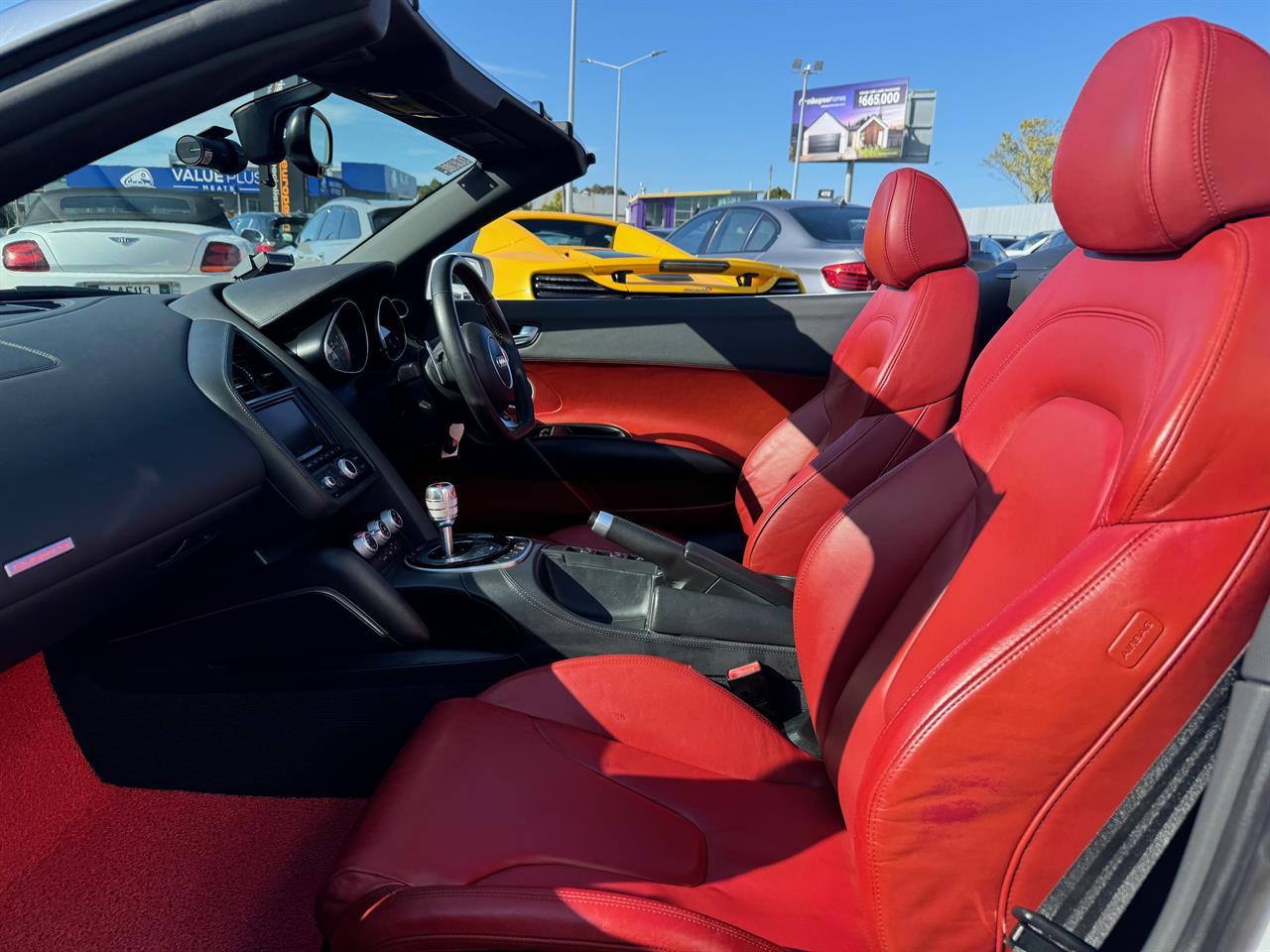 image-7, 2014 Audi R8 4.2 V8 FSI Spyder S-Tronic Quattro at Christchurch