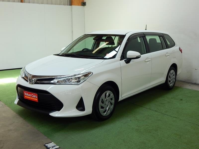 Toyota corolla fielder 2018